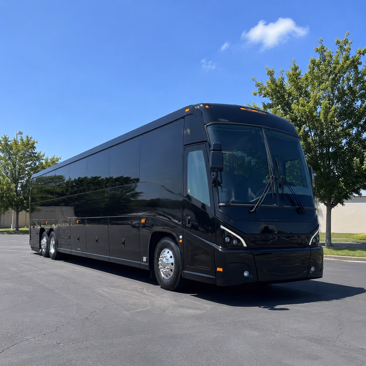 charter bus shuttles between bellevue and joint base lewis mcchord