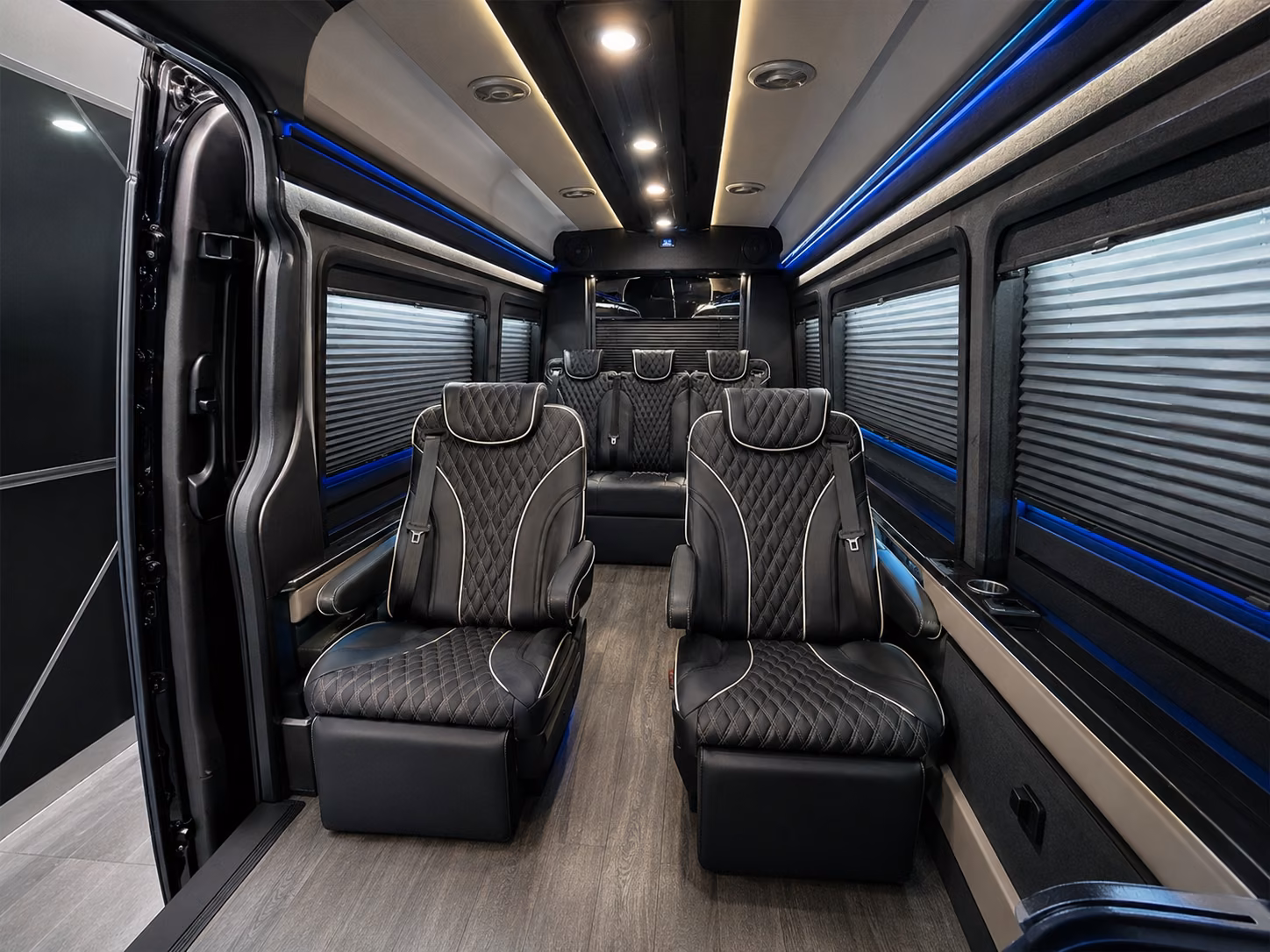 paine field pae airport shuttle buses to and from bellevue